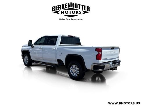 Used 2023 Chevrolet Silverado 2500 LT w/ Convenience Package AWD/4WD image 5