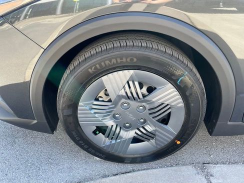 New 2026 Kia K4 LX image 32