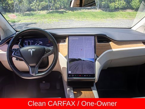 Used 2018 Tesla Model X 75D AWD/4WD image 12