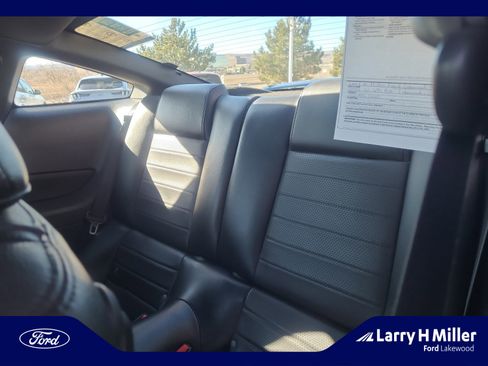 Used 2006 Ford Mustang GT Premium image 17