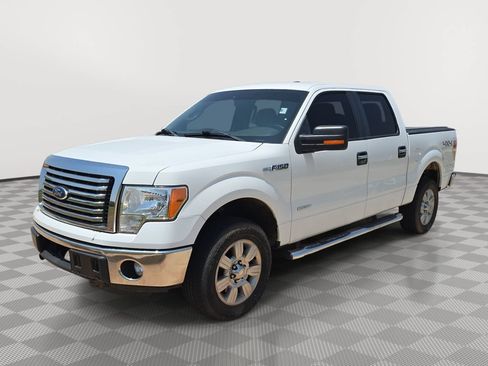 Used 2011 Ford F150 XLT w/ XLT Chrome Pkg AWD/4WD image 3