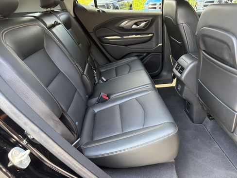 Used 2021 GMC Terrain SLT w/ Infotainment Package II FWD image 15