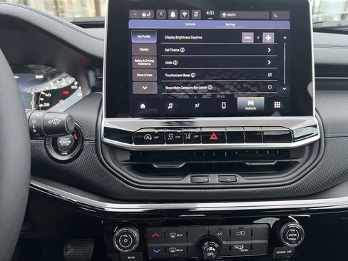 New 2026 Jeep Compass Latitude AWD/4WD image 24