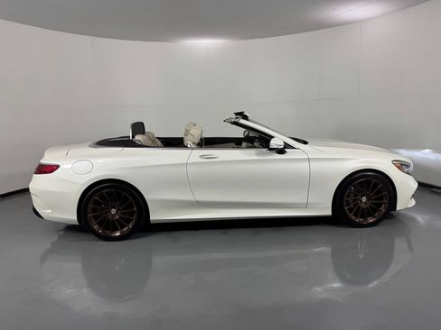Used 2019 Mercedes-Benz S 560 Cabriolet image 9