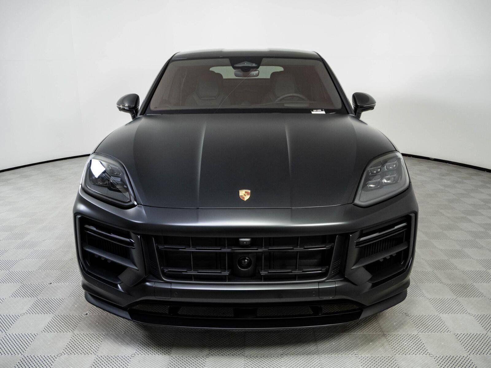 New 2026 Porsche Cayenne Turbo GT AWD/4WD image 36