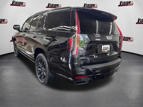 Used 2024 Cadillac Escalade Sport Platinum w/ LPO, ONYX Package AWD/4WD image 7