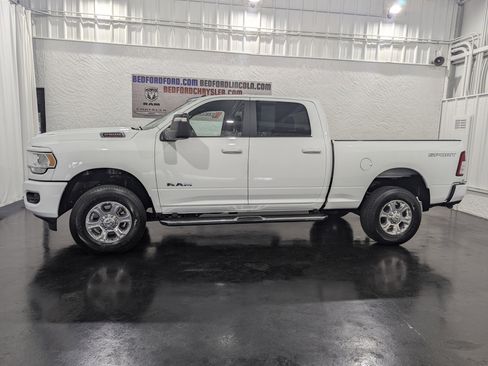 Used 2024 RAM 2500 Big Horn w/ Sport Appearance Package image 2