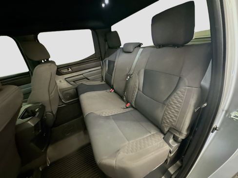 Used 2025 Toyota Tundra SR5 w/ SR5 Convenience Package AWD/4WD image 29