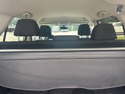 Used 2015 Subaru Outback 2.5i Premium AWD/4WD image 7