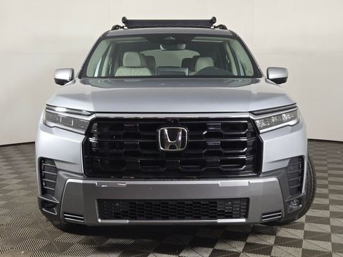 New 2026 Honda Pilot Elite image 2