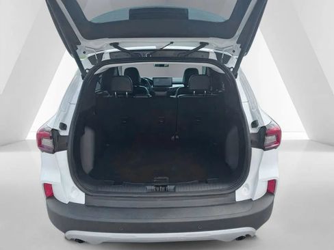 Used 2024 Ford Escape Platinum AWD/4WD image 28