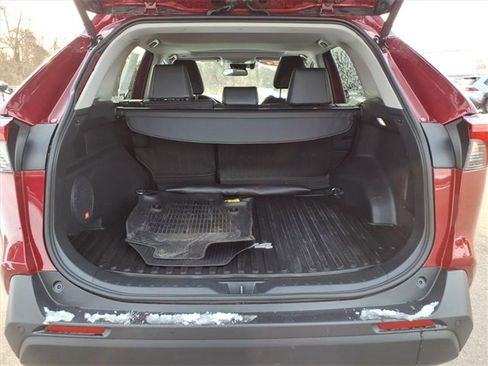 Used 2024 Toyota RAV4 XLE Premium image 8