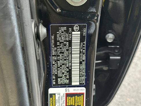 Used 2016 Toyota Avalon Limited w/ Toyota Safety Sense Package image 20