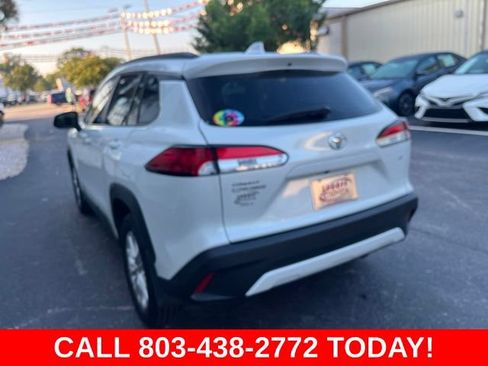 Used 2024 Toyota Corolla Cross LE FWD image 33