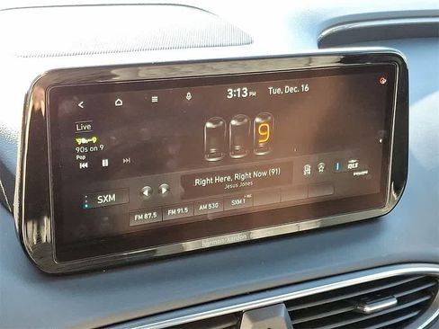 Used 2022 Hyundai Santa Fe Limited w/ Cargo Package image 18