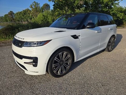 Used 2023 Land Rover Range Rover Sport SE Dynamic AWD/4WD image 1