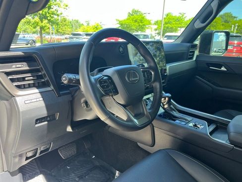 Used 2024 Lexus GX 550 AWD/4WD image 26