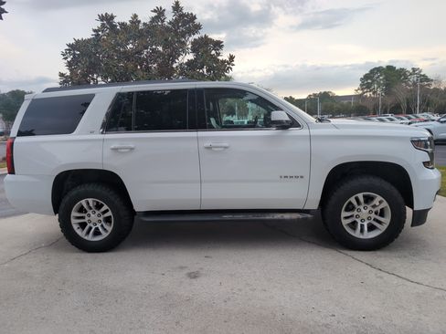 Used 2019 Chevrolet Tahoe LT image 11