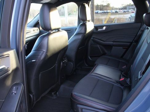 Used 2024 Ford Escape ST-Line image 6