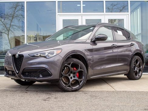 New 2025 Alfa Romeo Stelvio Sprint w/ Veloce Package image 1