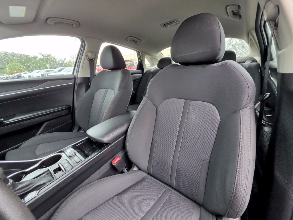 Used 2023 Kia K5 LXS FWD image 8