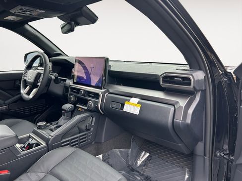 New 2026 Toyota 4Runner TRD Off-Road Premium AWD/4WD image 26