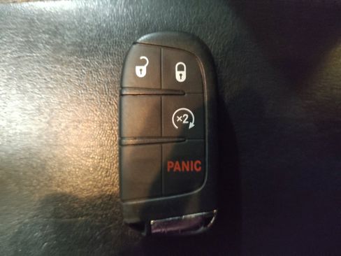 Used 2021 Jeep Compass Sport image 32