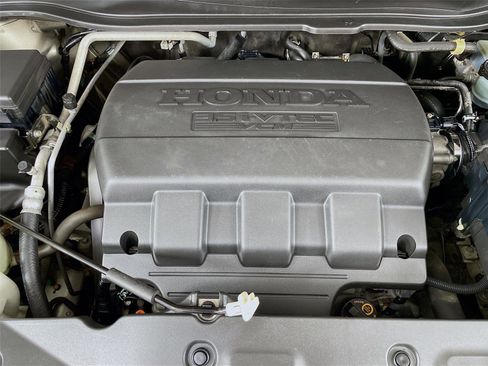 Used 2012 Honda Odyssey LX image 30