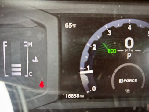 Used 2025 Toyota 4Runner SR5 image 11