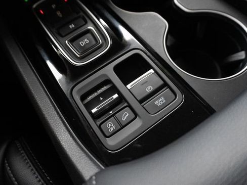 Certified 2025 Honda Pilot EX-L image 29