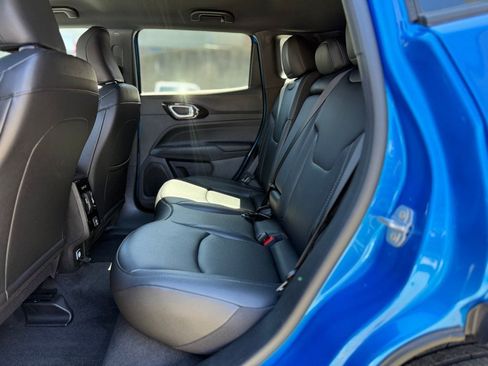 New 2026 Jeep Compass Limited AWD/4WD image 19