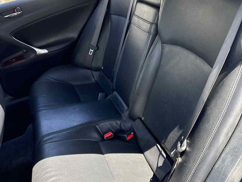 Used 2008 Lexus IS 350 image 9