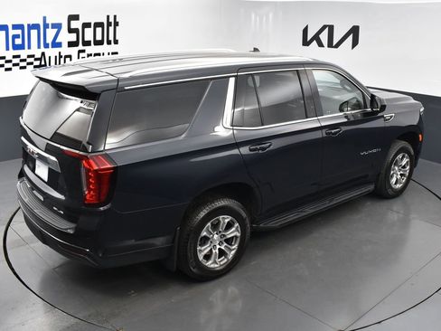 Used 2023 GMC Yukon SLE w/ Gmc Pro Safety Plus Package image 23