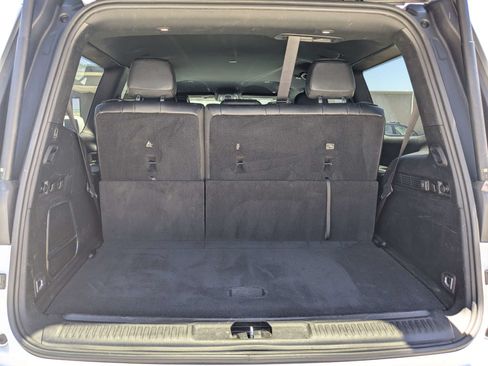 Used 2022 Jeep Wagoneer Series II AWD/4WD image 13