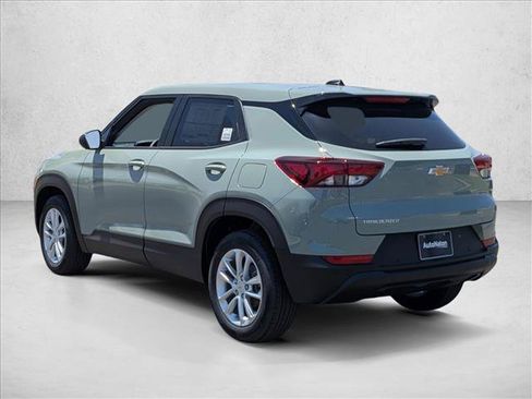 New 2026 Chevrolet TrailBlazer LS w/ LS Convenience Package FWD image 9