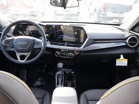 New 2026 Chevrolet Trax ACTIV w/ Sunroof Package image 18