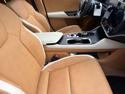 New 2026 Lexus RZ 350e 2WD image 25