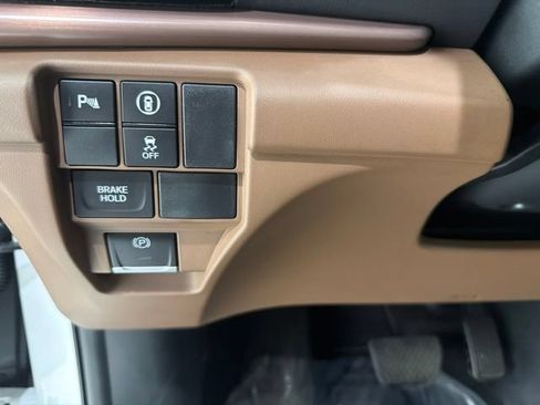 Certified 2025 Acura RDX SH-AWD w/ Technology Package image 12
