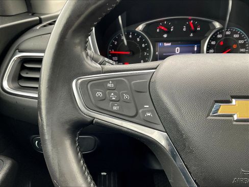 Used 2019 Chevrolet Equinox LT FWD image 11
