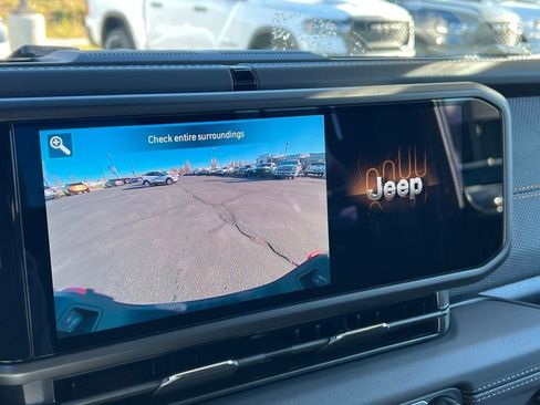 New 2026 Jeep Gladiator Mojave image 36