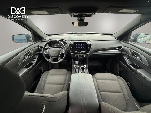 Used 2023 Chevrolet Traverse LT w/ Rear Camera Mirror Package AWD/4WD image 27