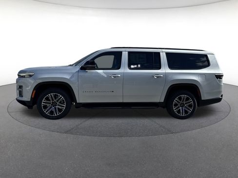 New 2026 Jeep Grand Wagoneer L 4WD w/ 8-Passenger Seating Package image 2