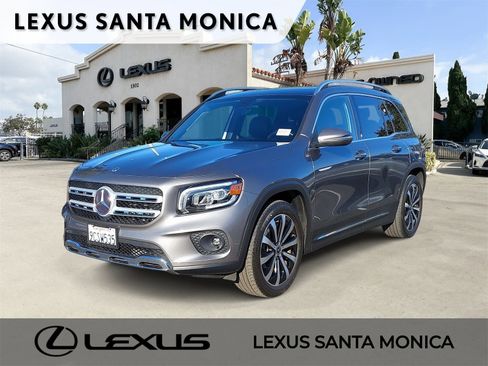 Used 2022 Mercedes-Benz GLB 250 w/ Premium Package Lite image 1