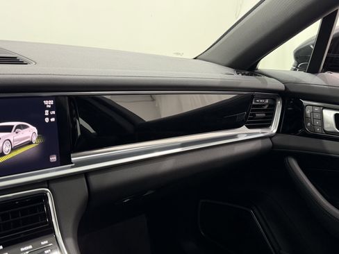 Certified 2023 Porsche Panamera 4 image 55