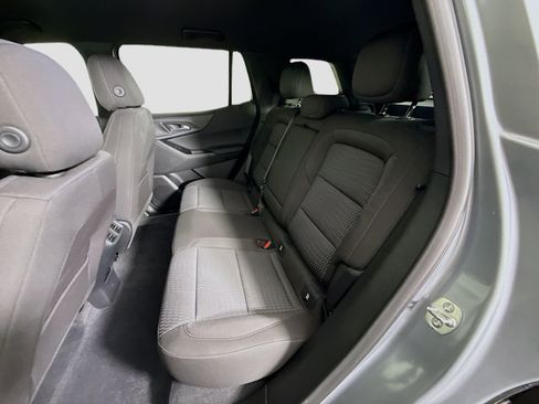 Used 2026 Chevrolet Equinox LT FWD image 25