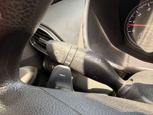 Used 2021 Hyundai Santa Fe SEL FWD image 18