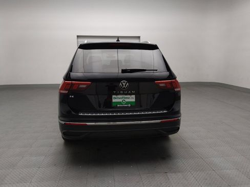 Used 2022 Volkswagen Tiguan SE image 6