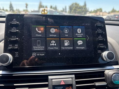 Used 2020 Honda Accord EX image 18