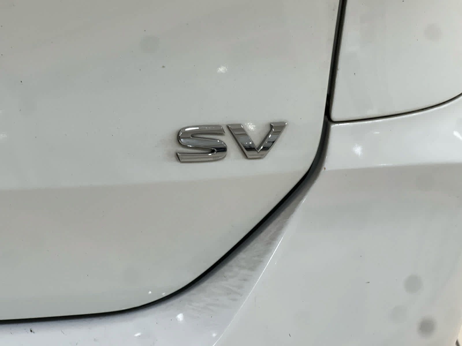 Used 2017 Nissan Rogue SV FWD image 8