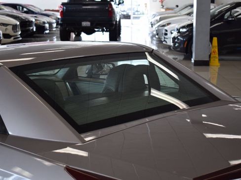 Used 2005 Cadillac XLR RWD image 46